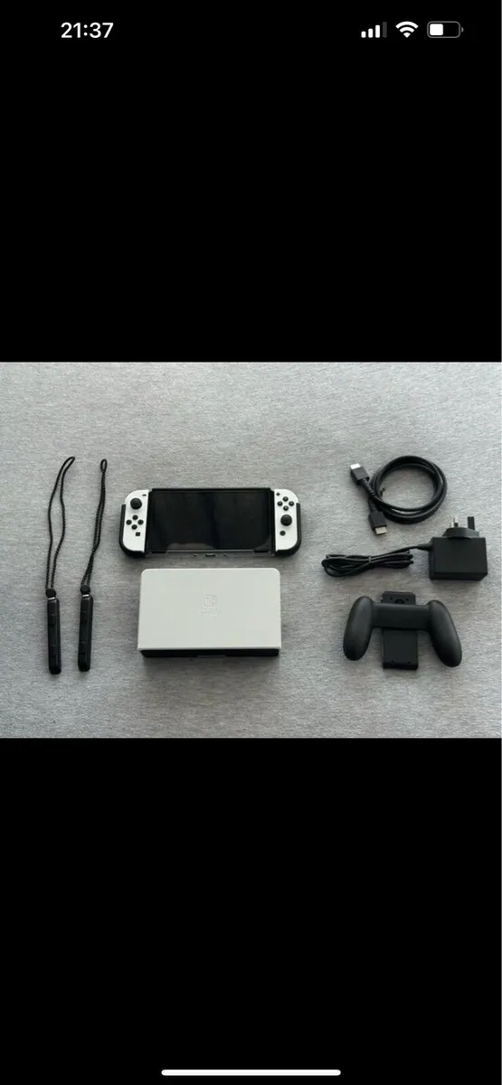 Nintendo Switch OLED - Image 1
