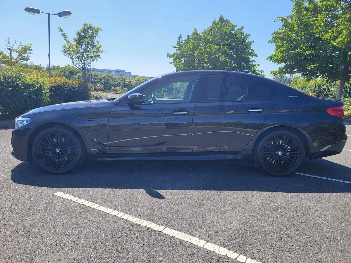 2018 BMW 530E M SPORT PHEV HYBRID - Image 3