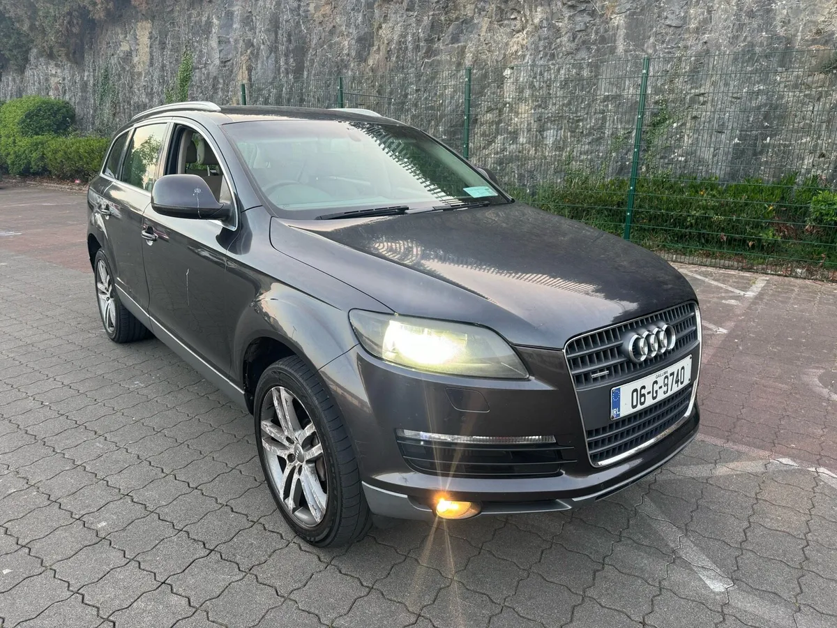 2006 AUDI Q7 3.0 TDI 7 SEATER - Image 1