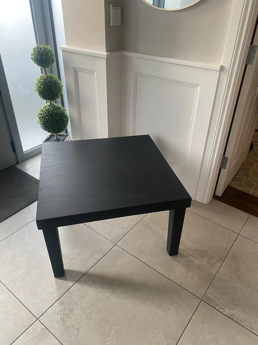 Large coffee table - Image 1