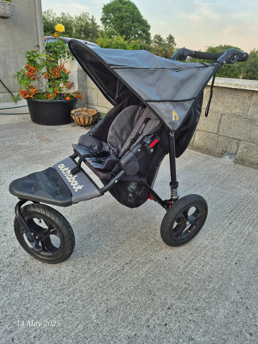 Outnabout pram - Image 2