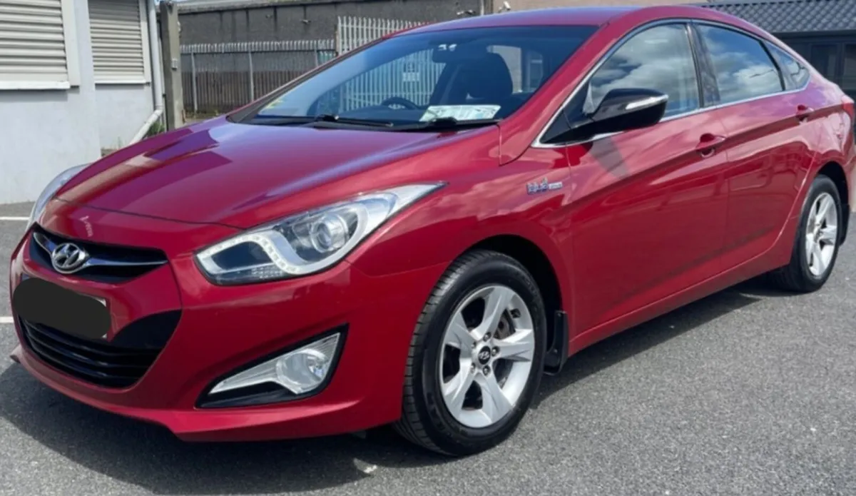 Hyundai I40 - Image 1