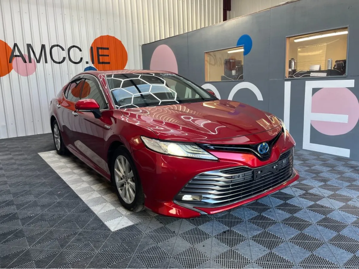 Toyota Camry Only  19950  2.5 Hyrbid / 68k KMs / - Image 1