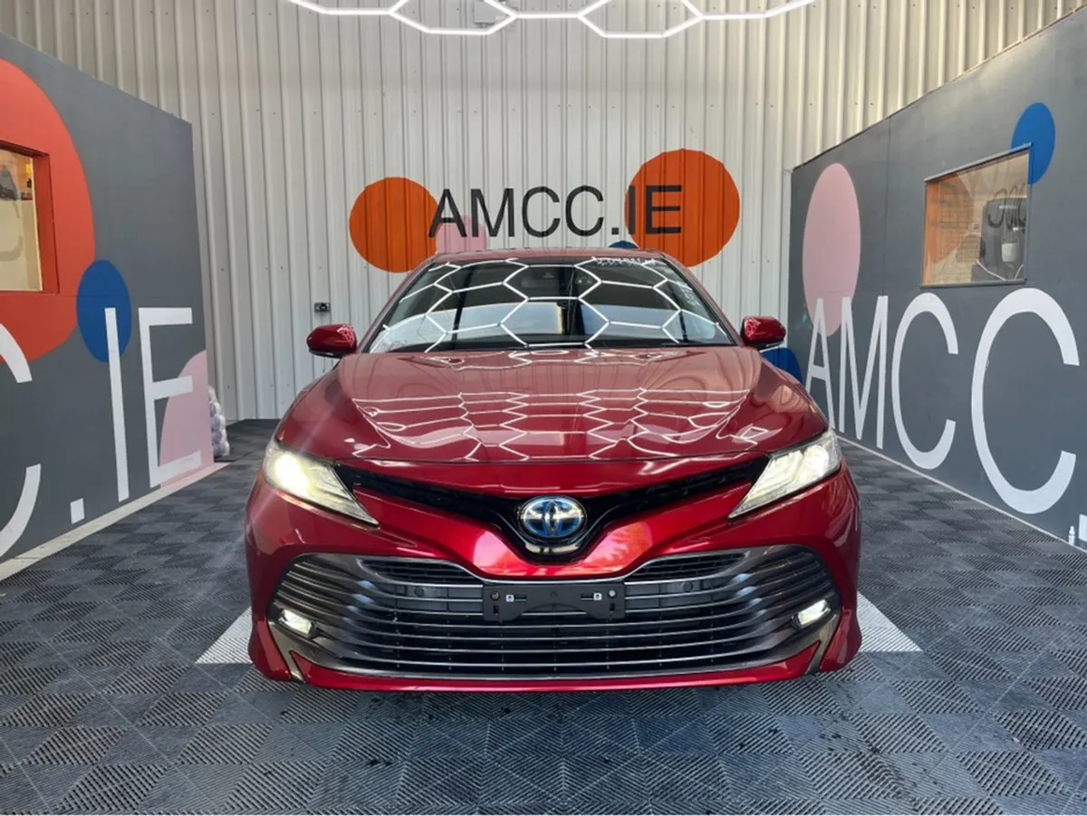 Toyota Camry Only  19950  2.5 Hyrbid / 68k KMs / - Image 2