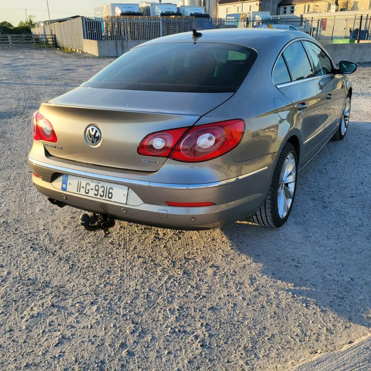 VW Passat CC GT Bluemotion 2.0 TDI 138 - Image 2
