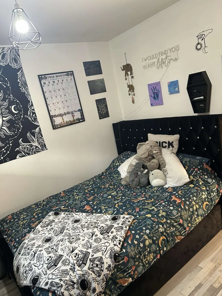 King Size Bed - Image 4