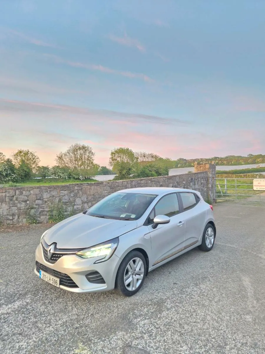 211 Renault clio - Image 3