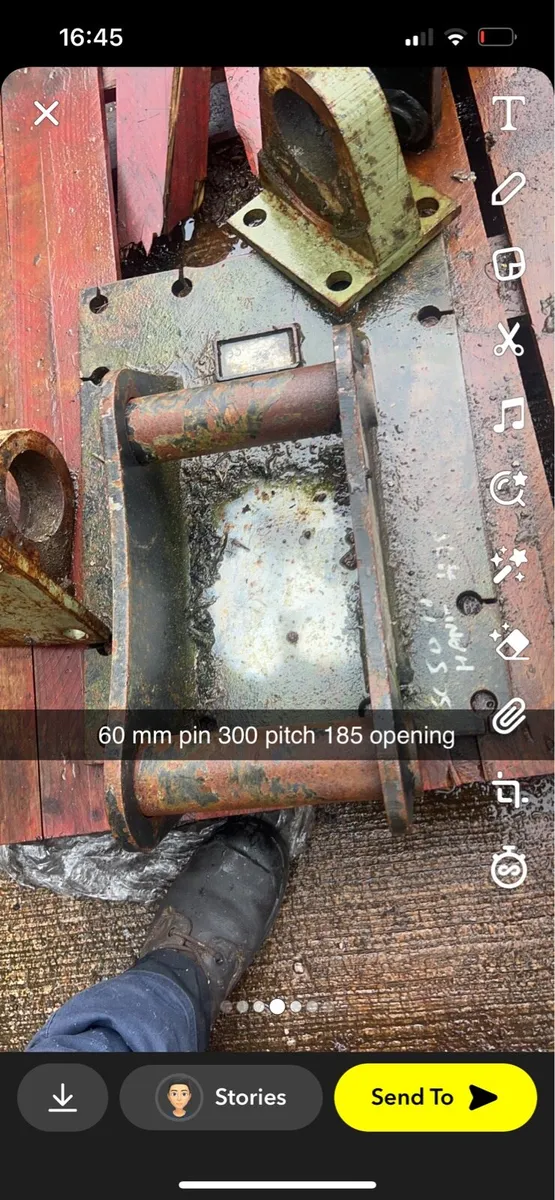 Digger headstocks sizes in photos - Image 3