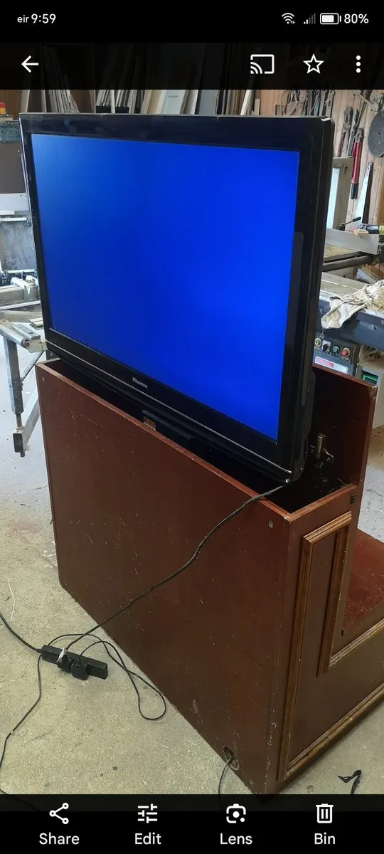 Tv - Image 1