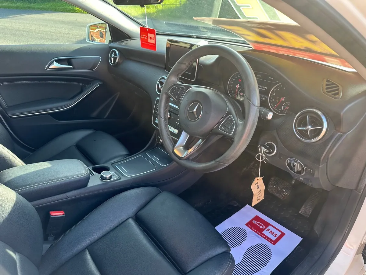 2017 Mercedes A180 Damage repairable - Image 3