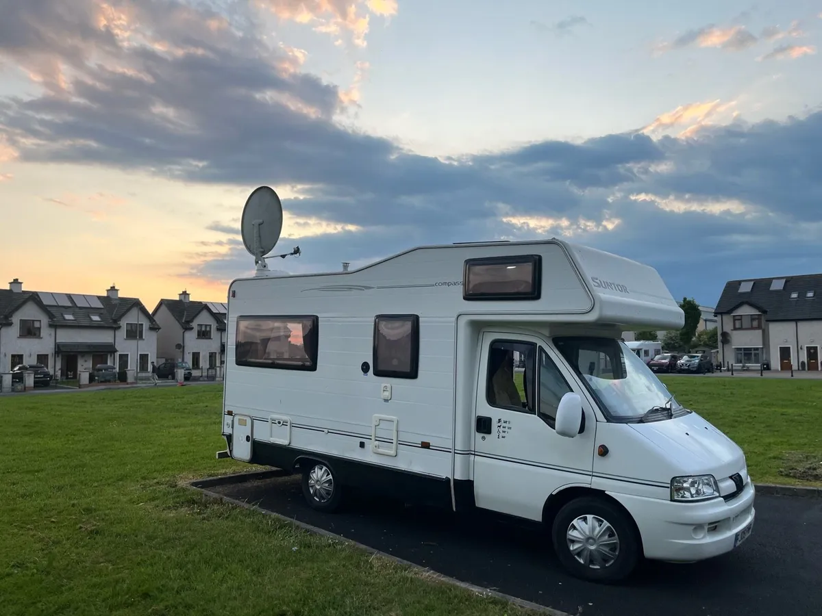 Elddis 2005 SUNTOR 2.8 motorhome - Image 2