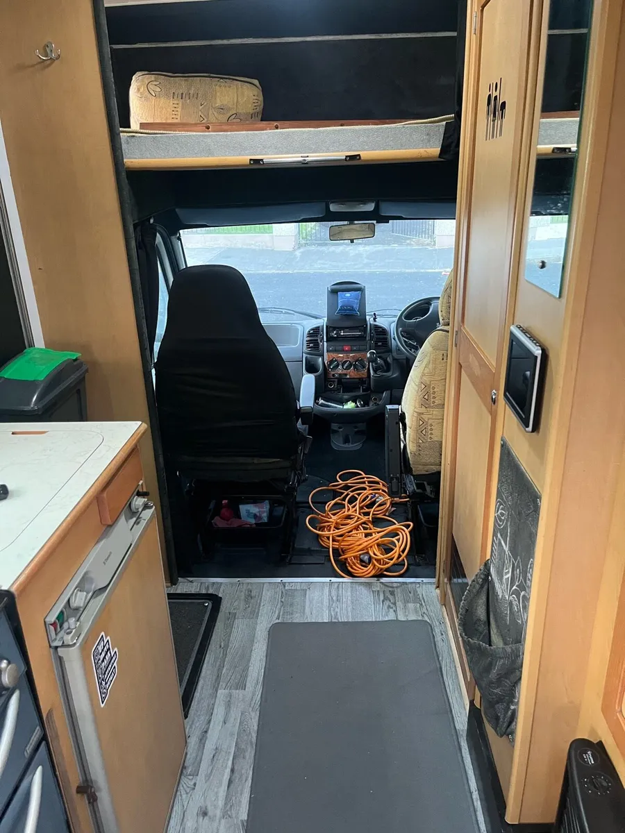 Elddis 2006 SUNTOR 2.8 motorhome - Image 3