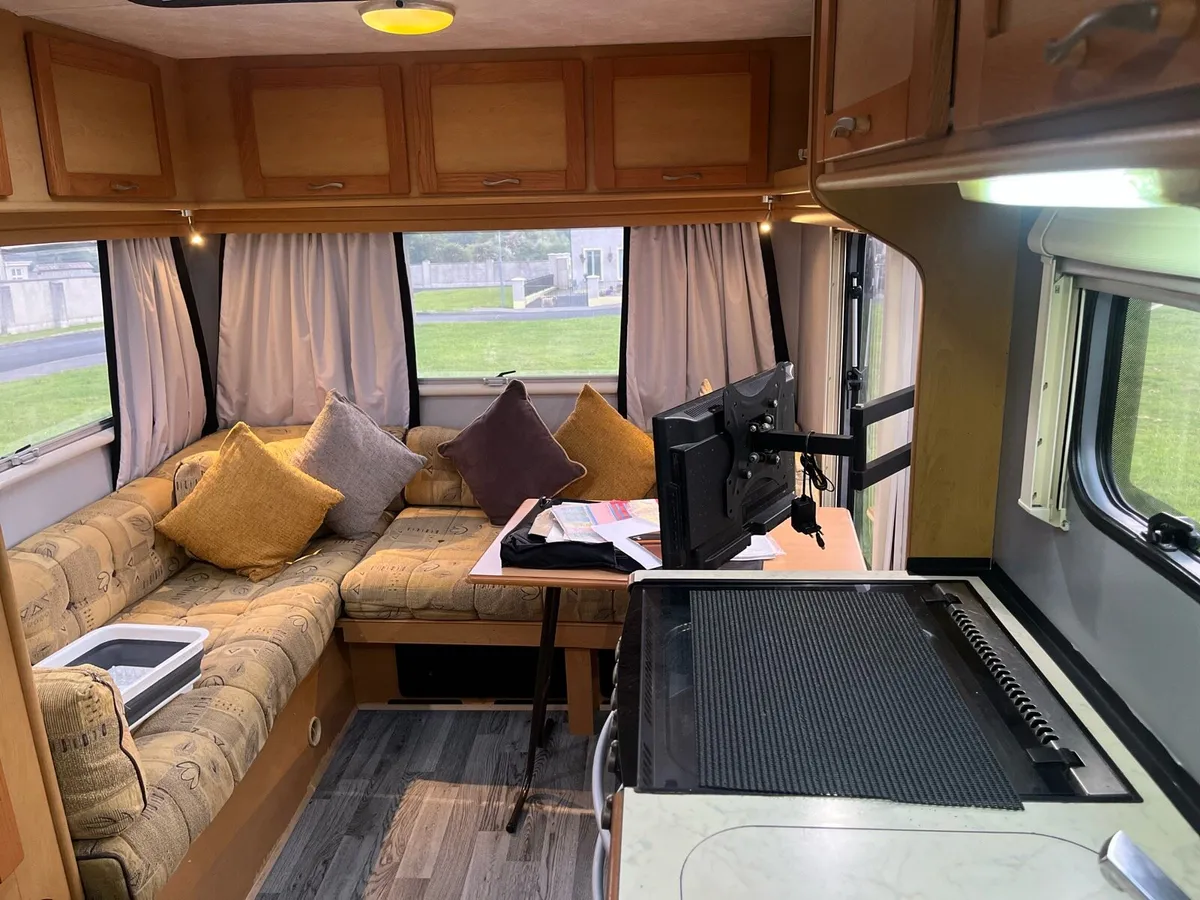 Elddis 2006 SUNTOR 2.8 motorhome - Image 4