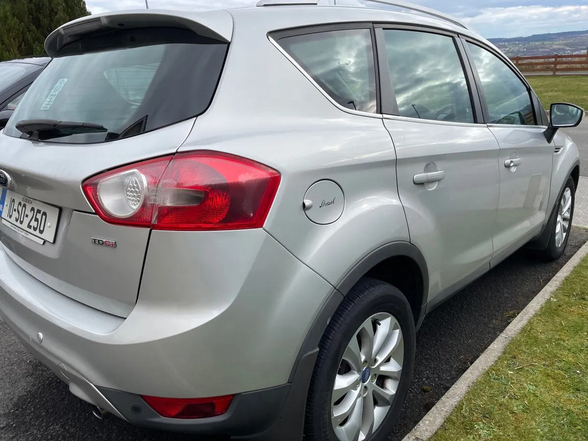 Ford Kuga 2010 - Image 4
