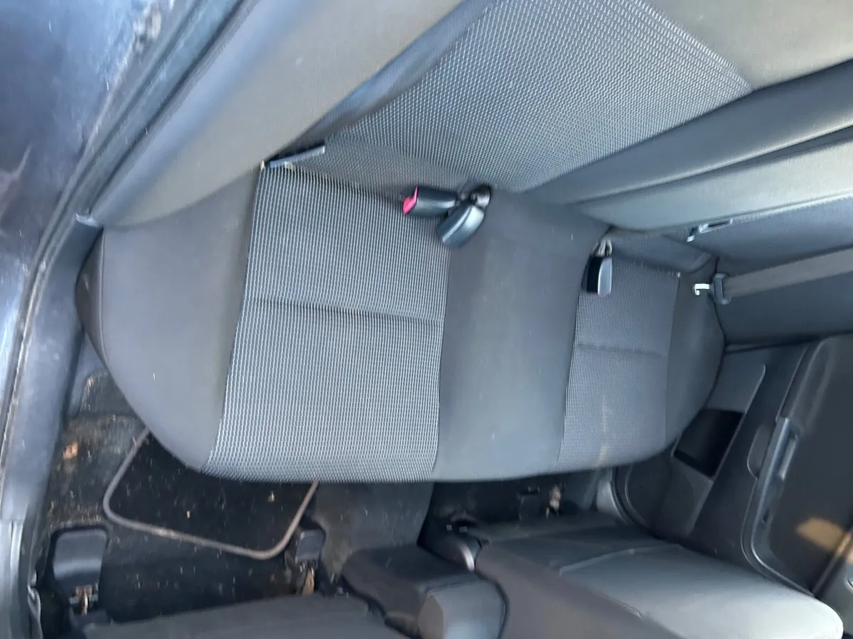 2011 Mitsubishi Lancer diesel Nct July 25 6 sp - Image 3