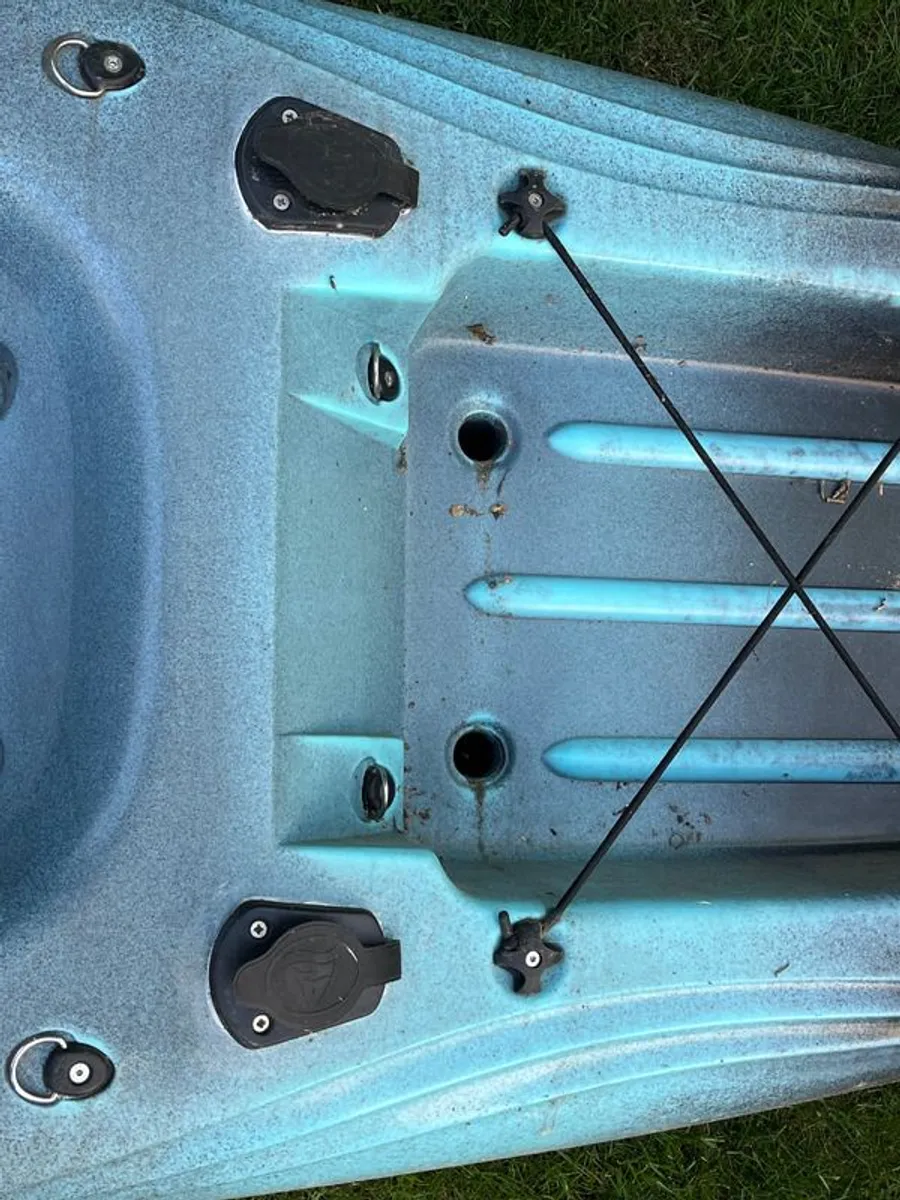 Triumph13 Kayak - Image 4