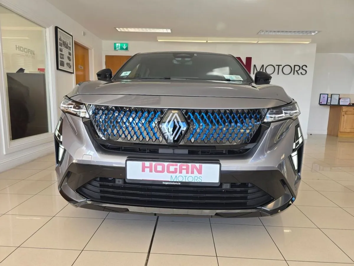 Renault Rafale Esprit Alpine E Tech 200 Hybrid Au - Image 2