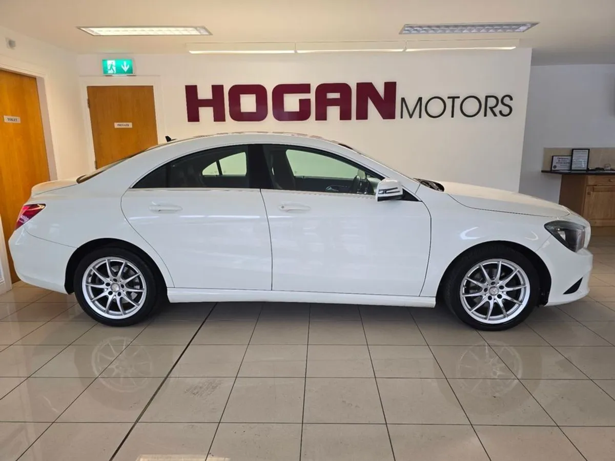 Mercedes-Benz CLA-Class 180 Style 4DR - Image 3