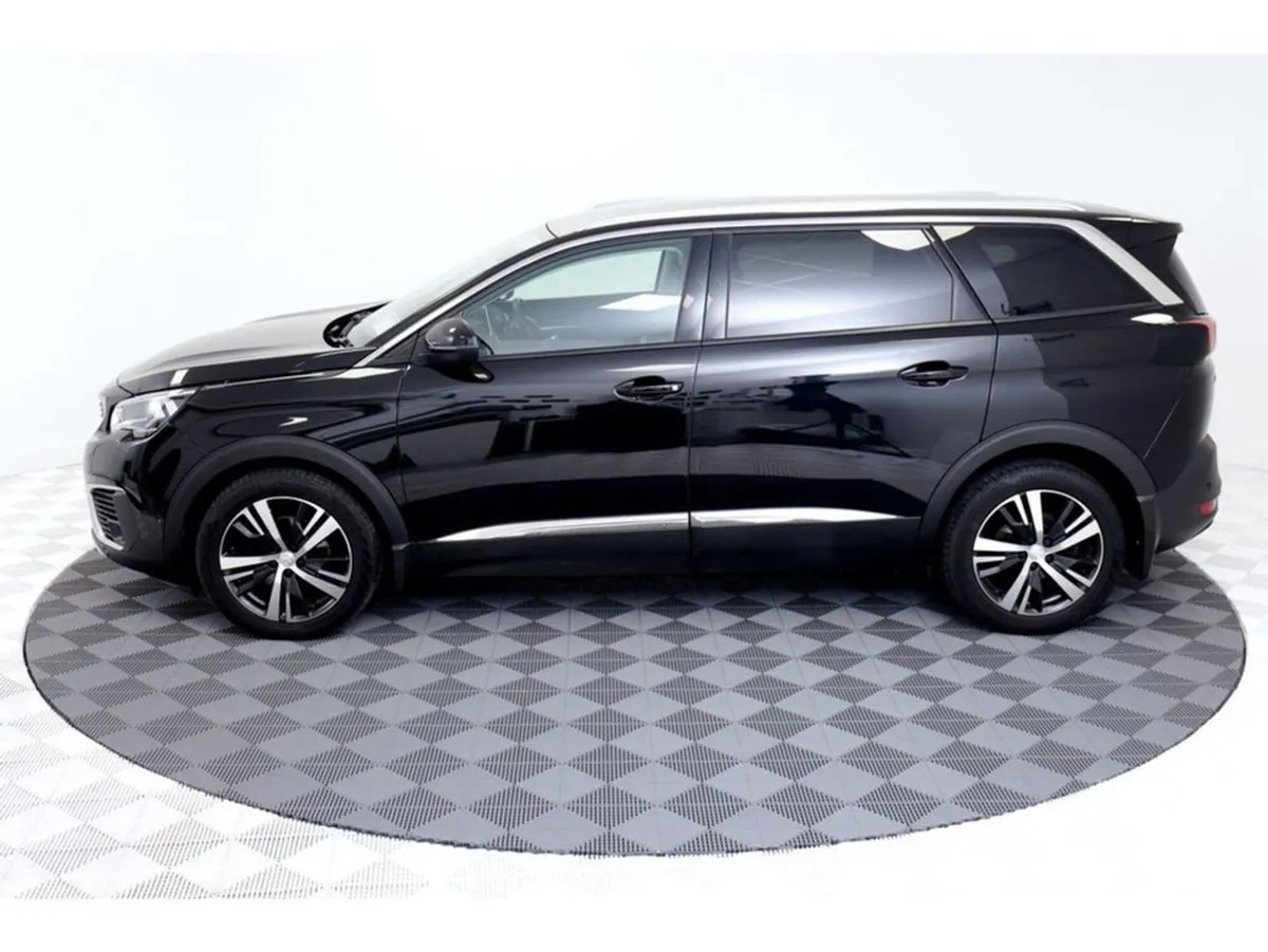 Peugeot 5008 Allure 1.5 Diesel 130HP - Image 4