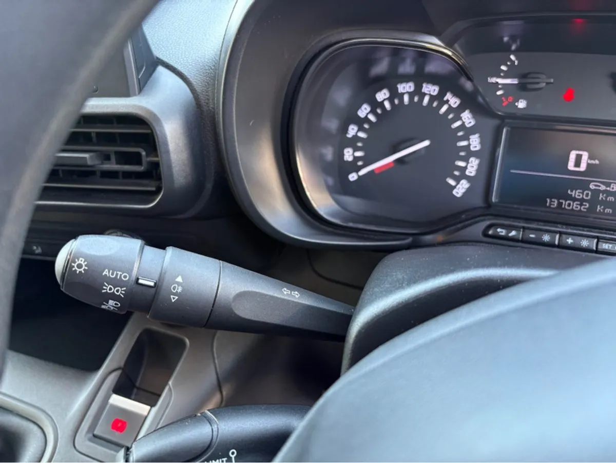 Citroen Berlingo LX Bluehdi 75 MWB 650 650KG 3DR - Image 3