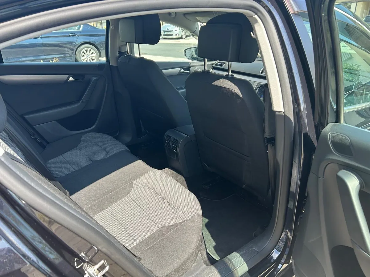 WW PASSAT AUTOMATIC 2011 - Image 2
