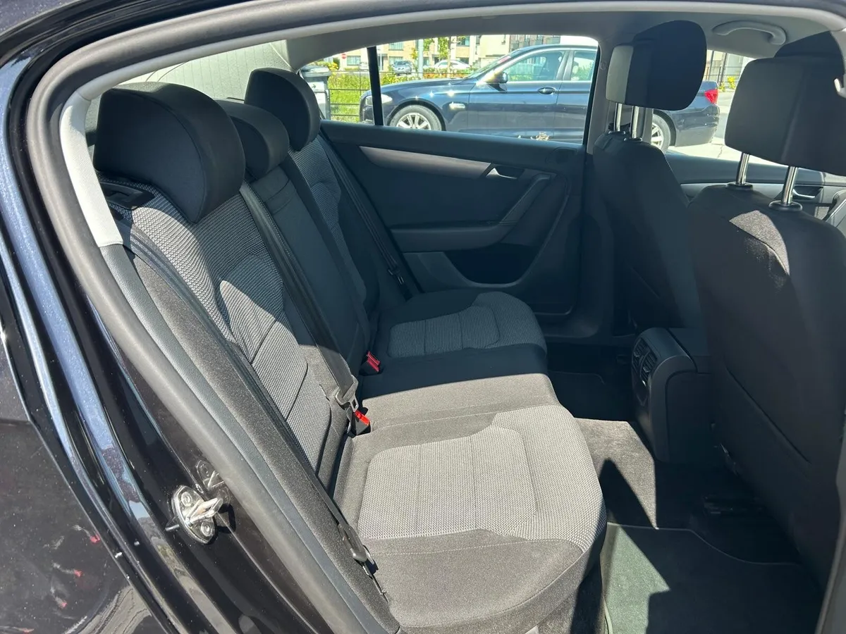 WW PASSAT AUTOMATIC 2011 - Image 4