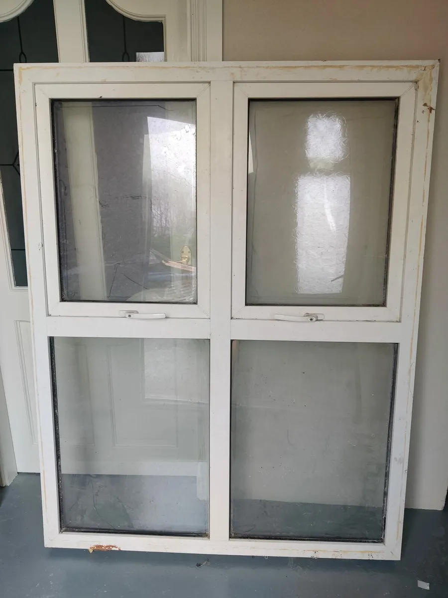 Window 121cm x 156cm - Image 1