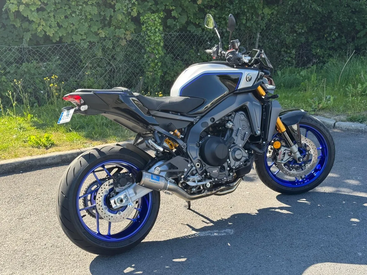 Yamaha MT09 SP *LIKE NEW* - Image 2