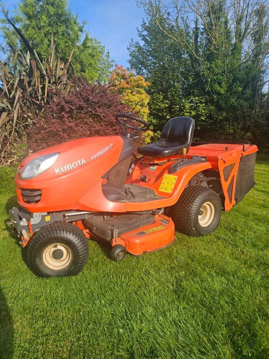 Lawnmower - Kubota G1600 - Image 1