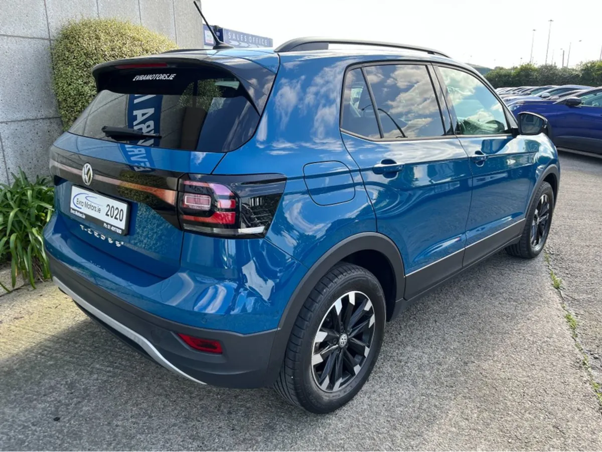 Volkswagen T-Cross First Edition Automatic 1.0 Pe - Image 4
