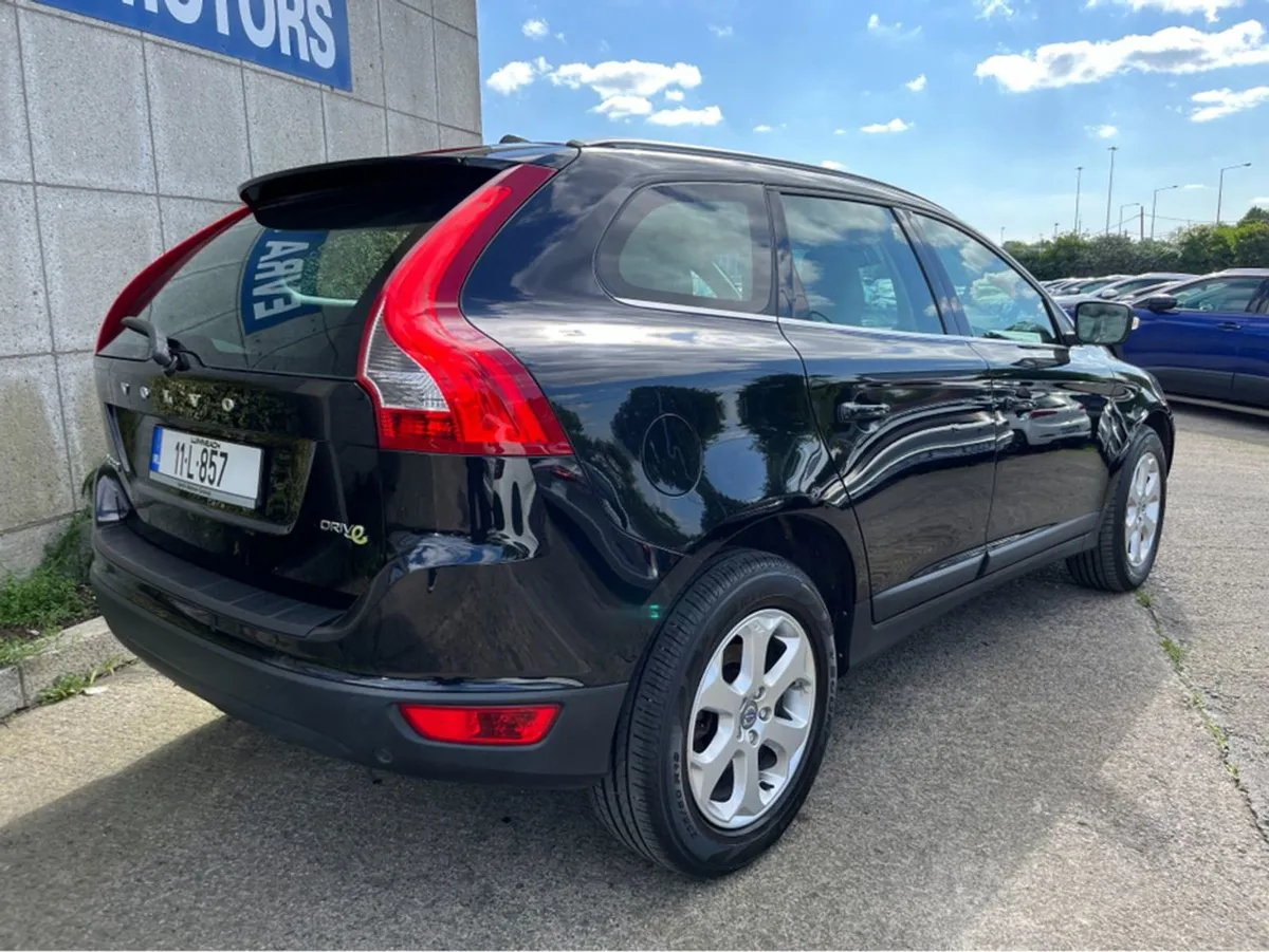 Volvo XC60 SE Luxury D3 2.0 Diesel //high Spec//f - Image 4