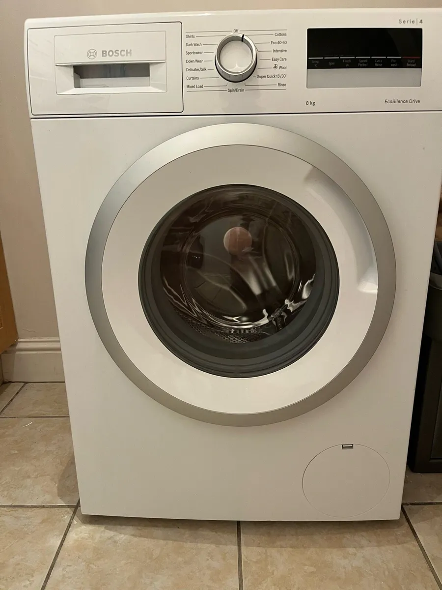 Bosch washing machine 8kg - Image 1
