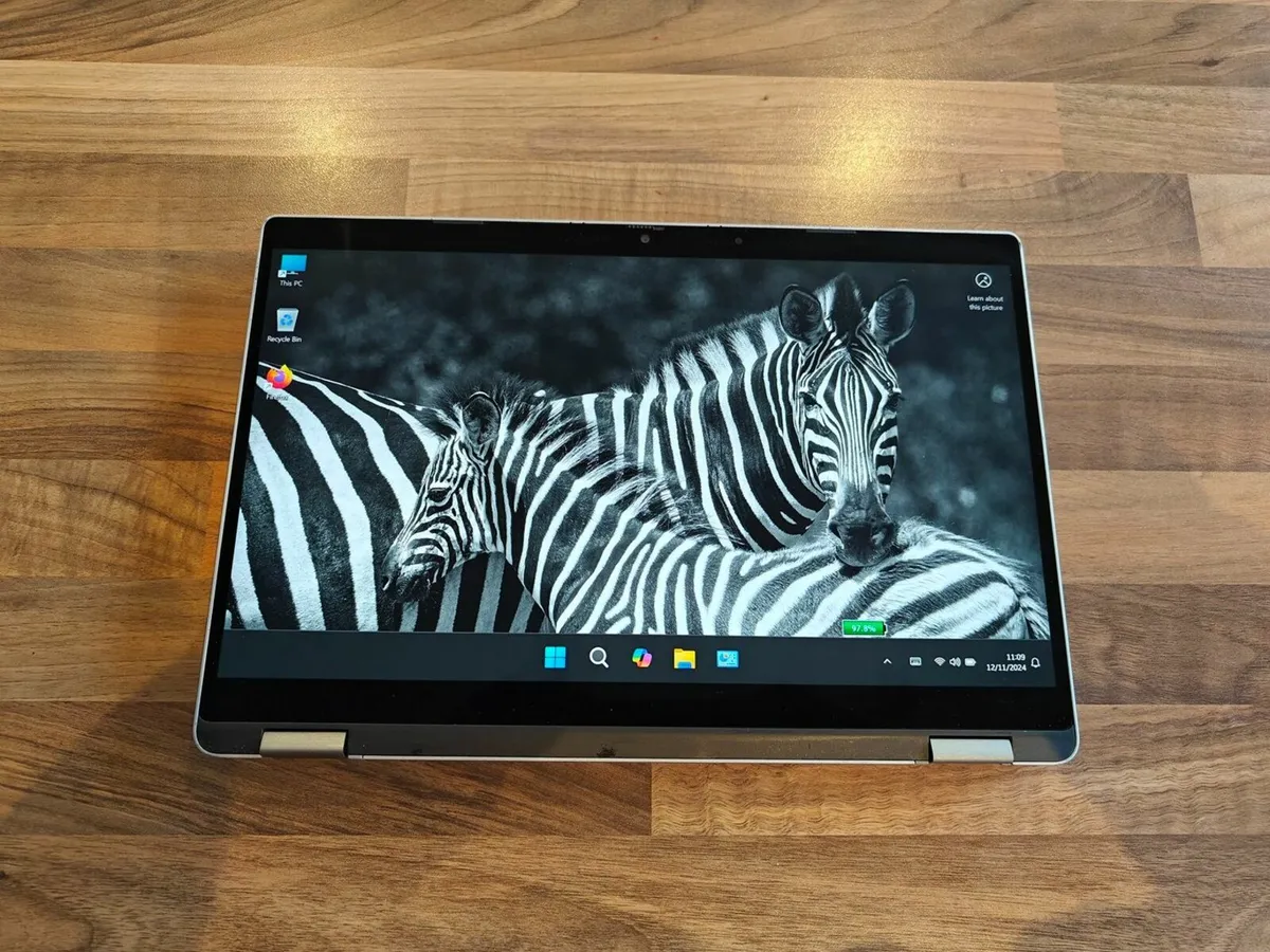 DELL Latitude 5320 2-in-1 360 Rotated Touchscreen - Image 1