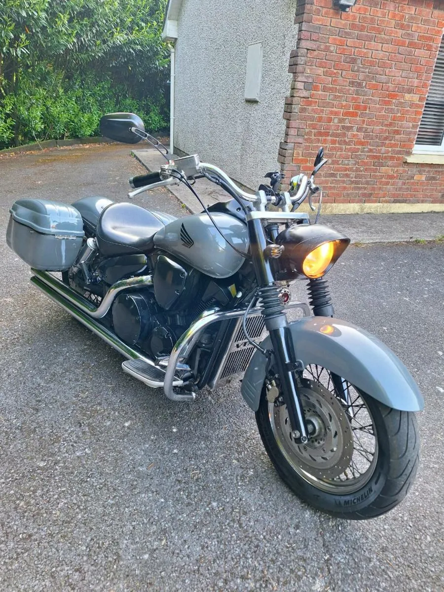 Honda VTX 1300 - Image 1