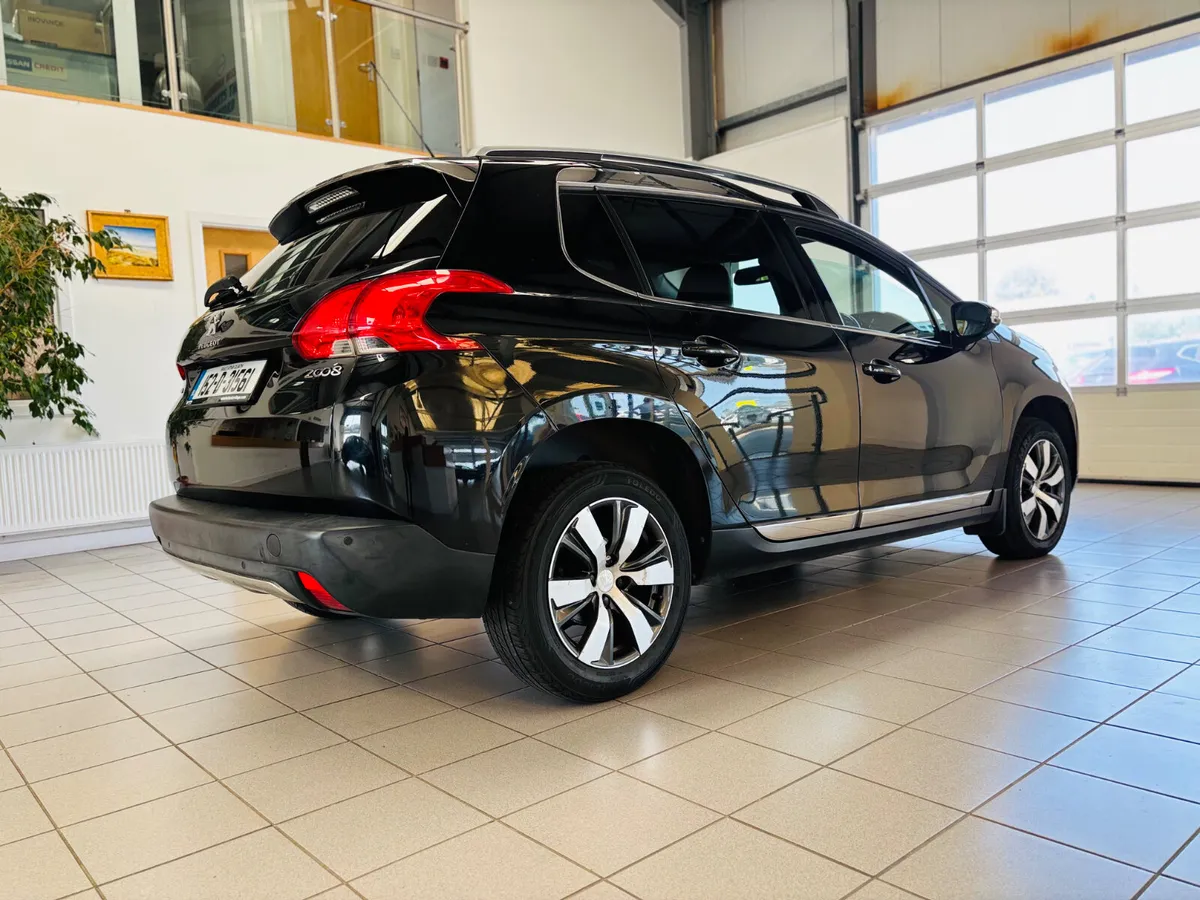 Peugeot 2008 AUTOMATIC - Image 4
