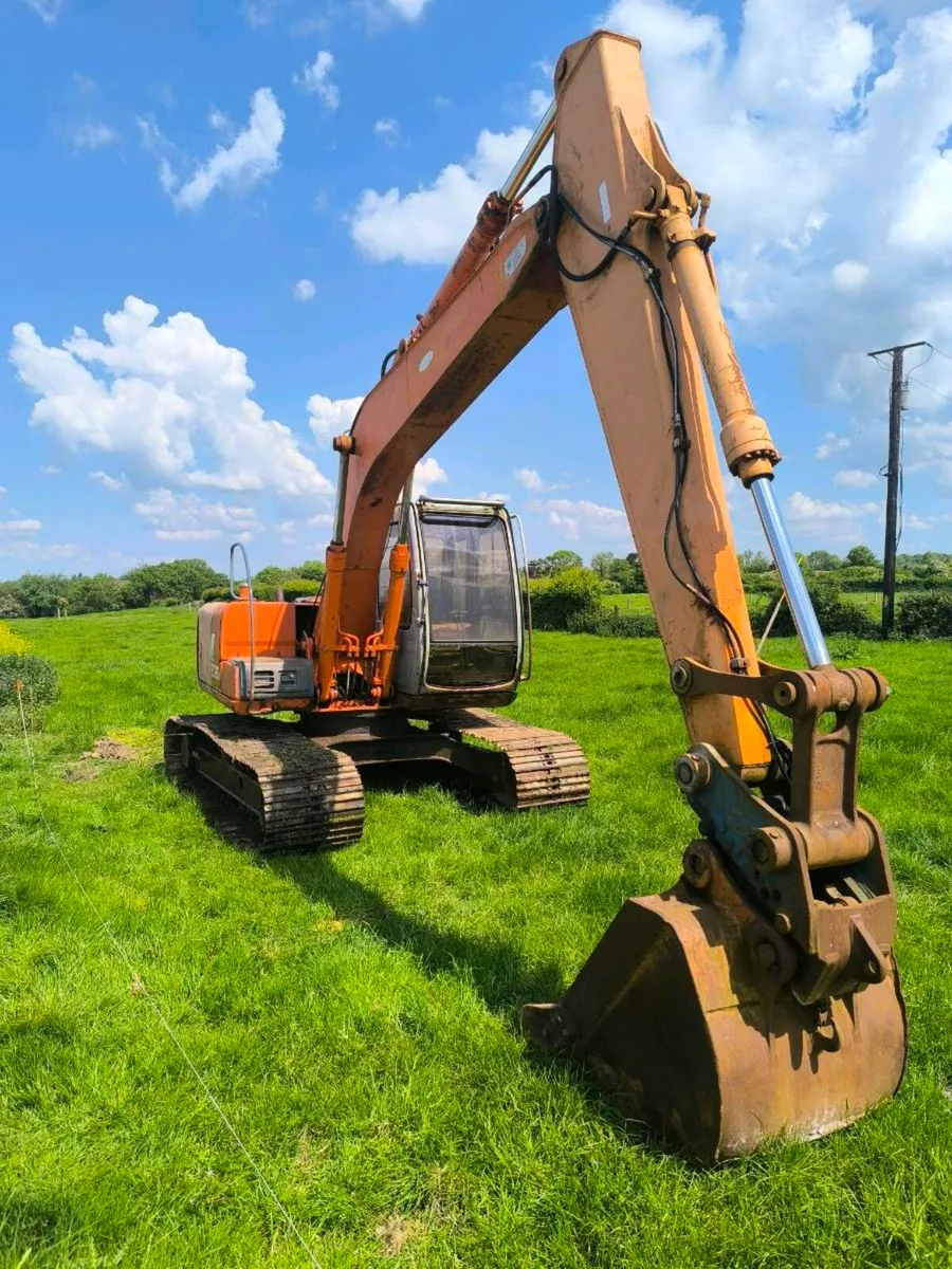 Hitachi 120-5 - Image 1