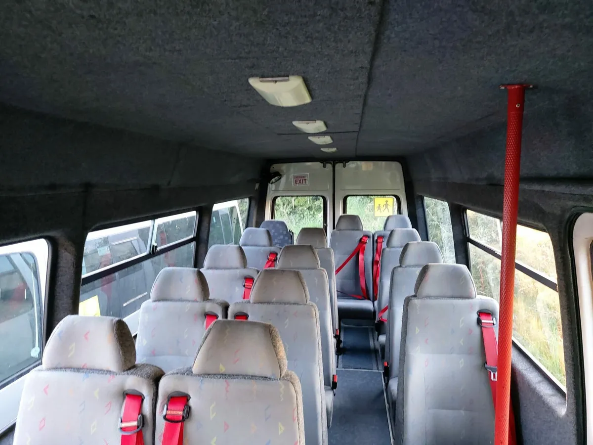 Volkswagon LT - Image 4