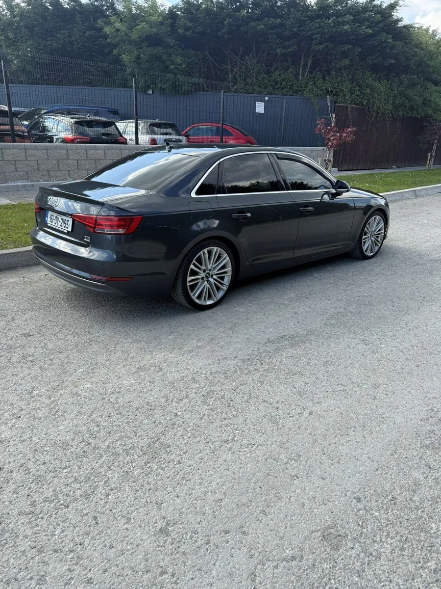 Audi A4 - Image 1