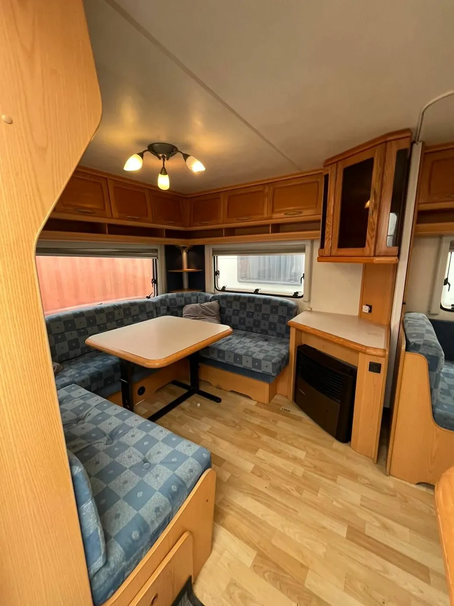 Caravan - Image 3