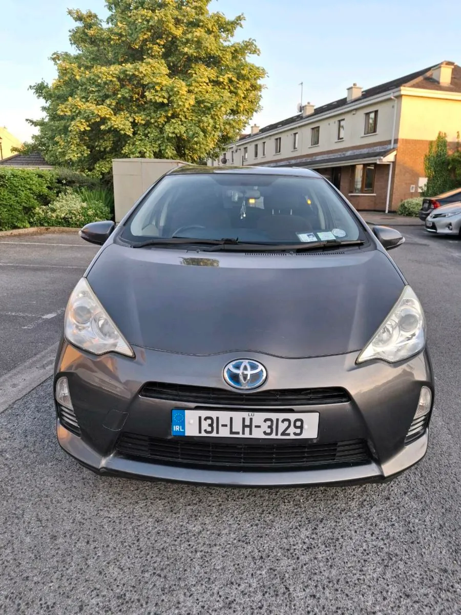 Toyota Aqua hybrid - Image 1