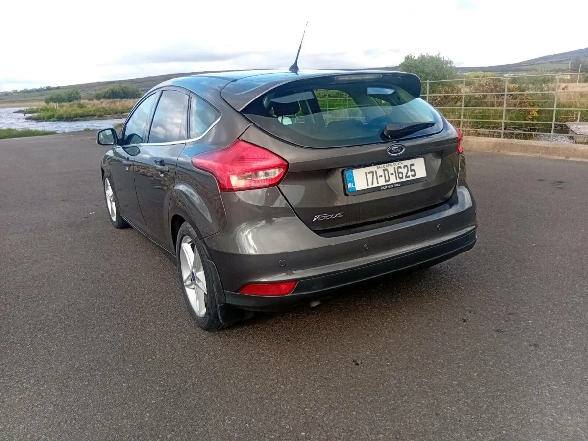 2017 FORD FOCUS - Image 2