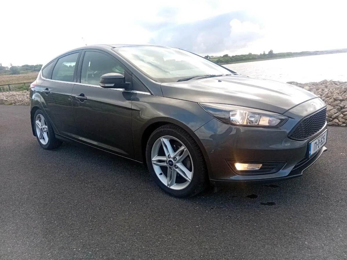2017 FORD FOCUS - Image 4