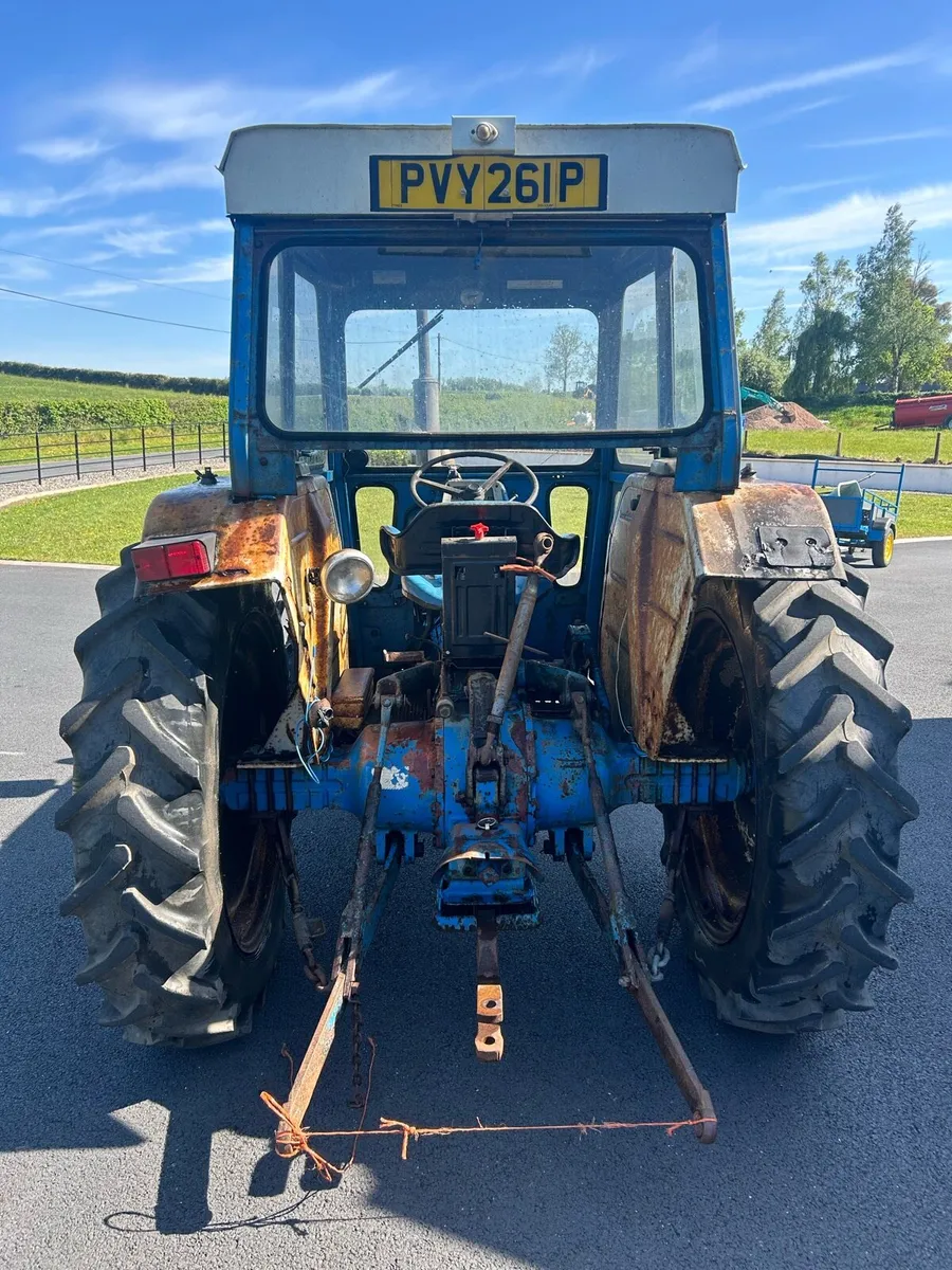 Ford 4600 - Image 3