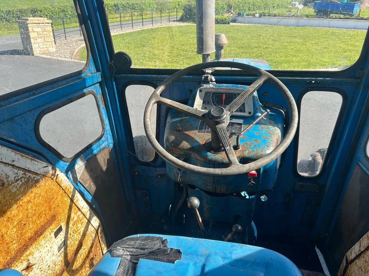 Ford 4600 - Image 4