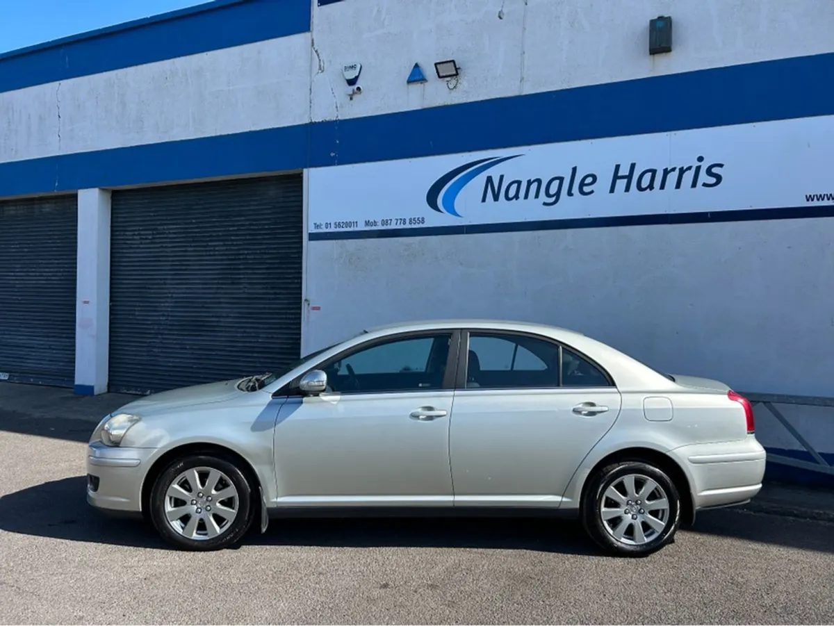 Toyota Avensis Strata. Low Kms. Www.nangleharris. - Image 2