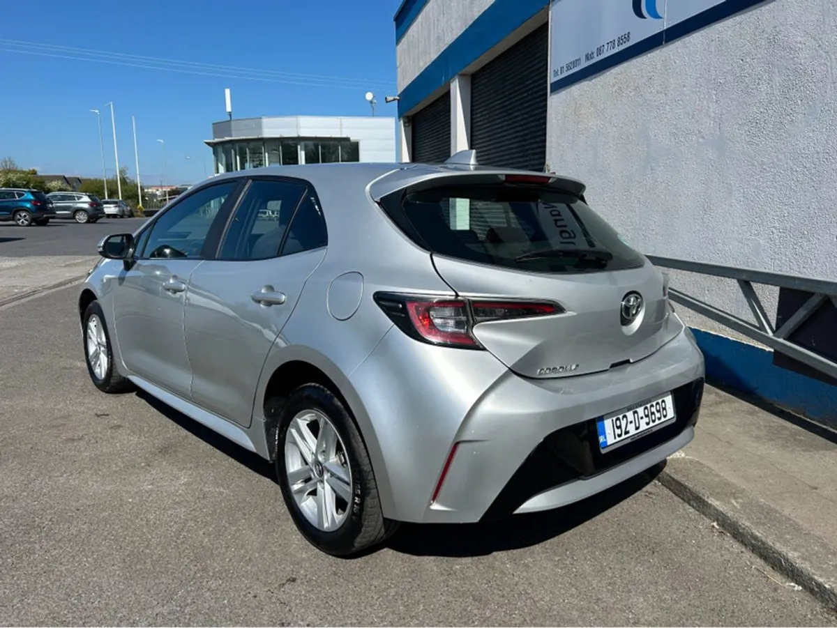 Toyota Corolla 1.2t Luna . Finance Available. Tra - Image 3