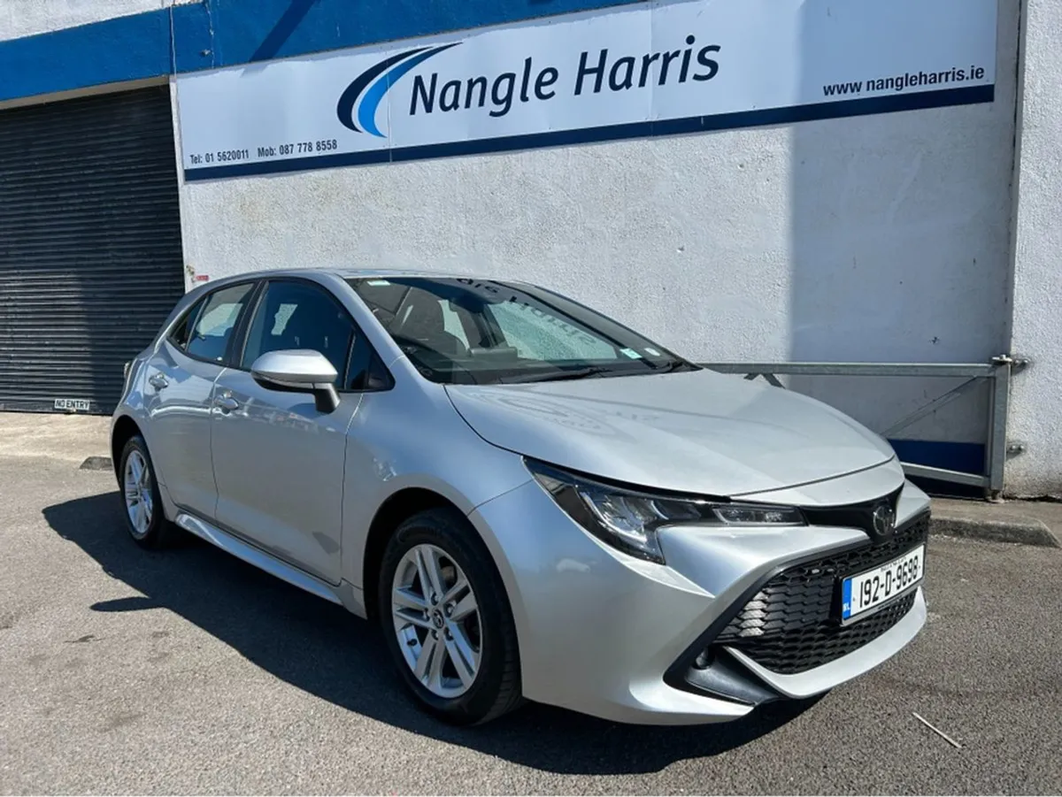 Toyota Corolla 1.2t Luna . Finance Available. Tra - Image 4