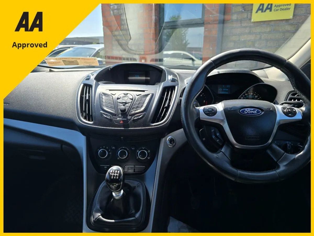 Ford Kuga 2.0 Tdci Zetec 2WD 150PS 5DR - Image 4