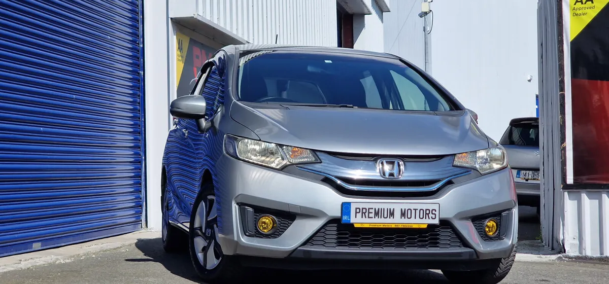Honda Fit Hybrid Automatic - Image 2