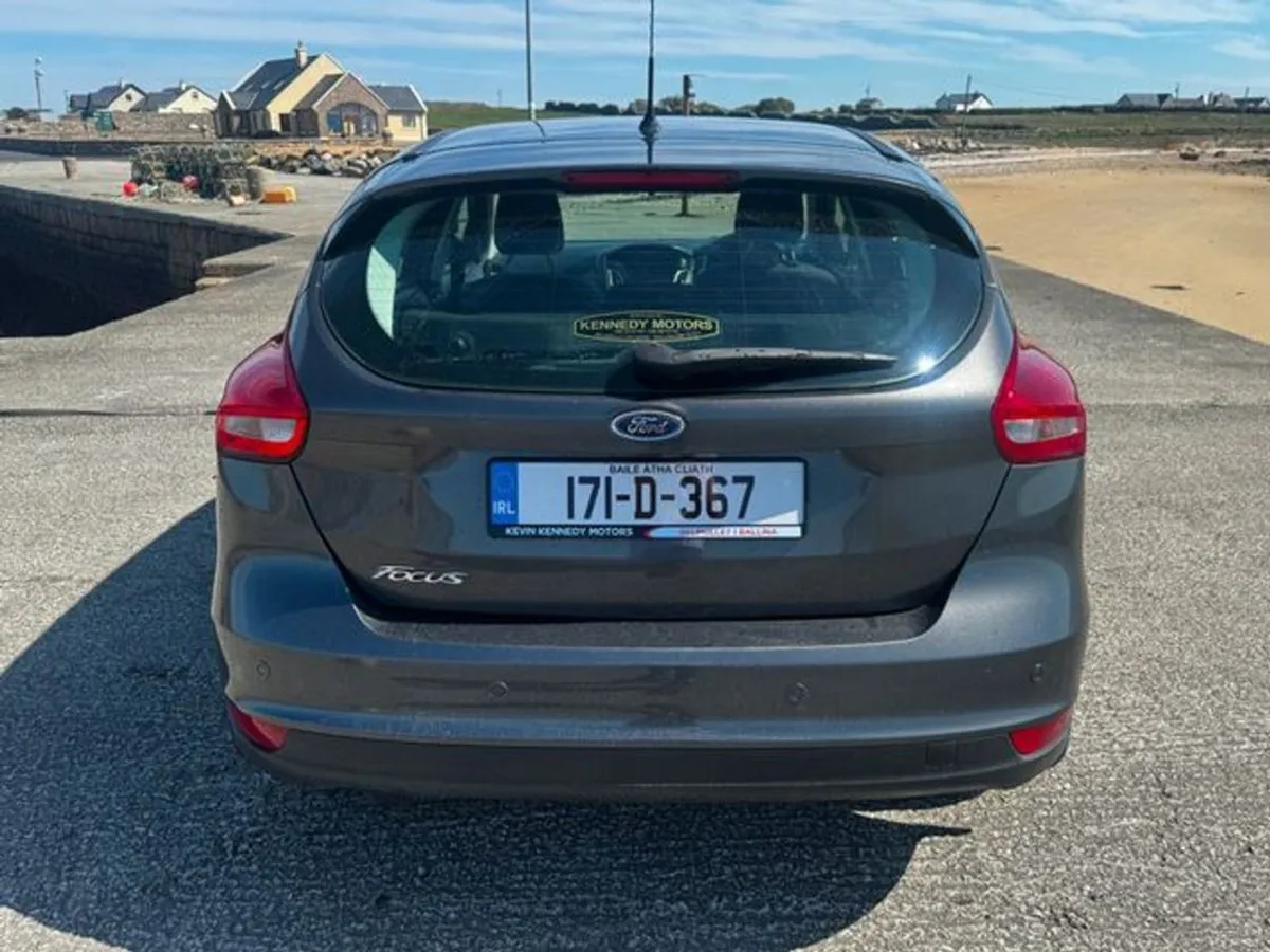 Ford Focus Titanium1.5td 95ps 6spd 4DR - Image 4